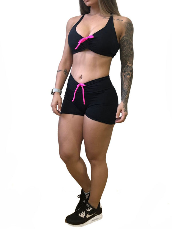 Zweifarbige Shorts mit Kordelzug